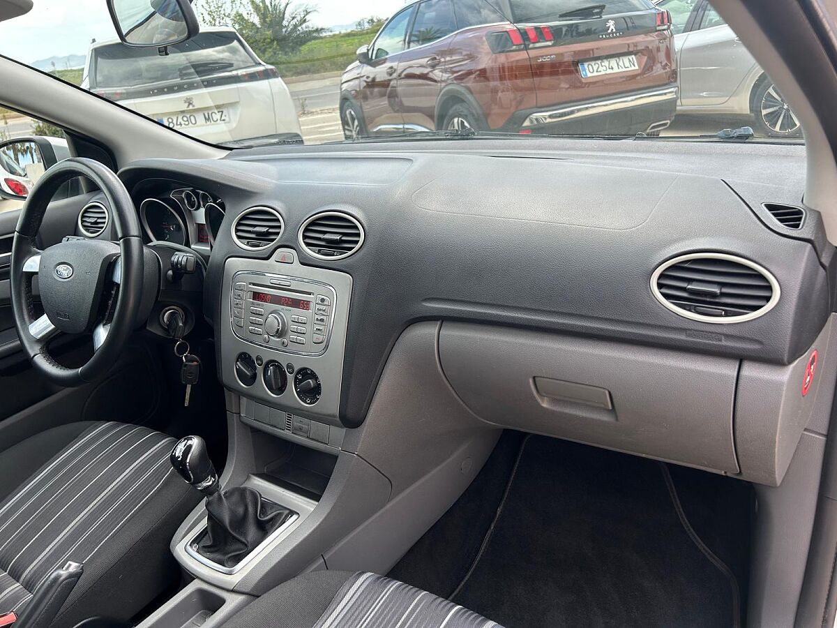 FORD FOCUS TREND ESTATE 1.6 TDCI SPANISH LHD IN SPAIN 102000 MILES SUPERB 2009